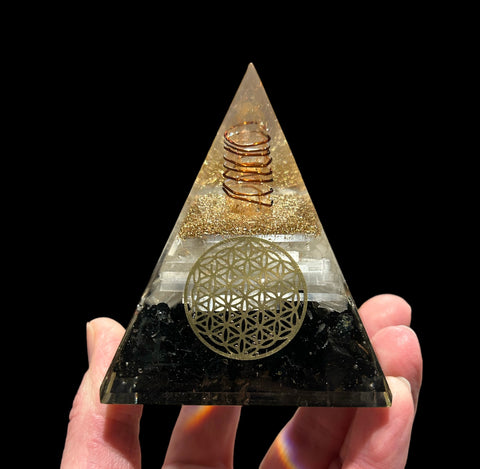 Orgonite Pyramid - Selenite & Black Tourmaline